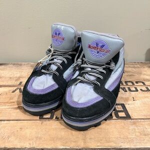 Vintage Vuarnet urban hikers